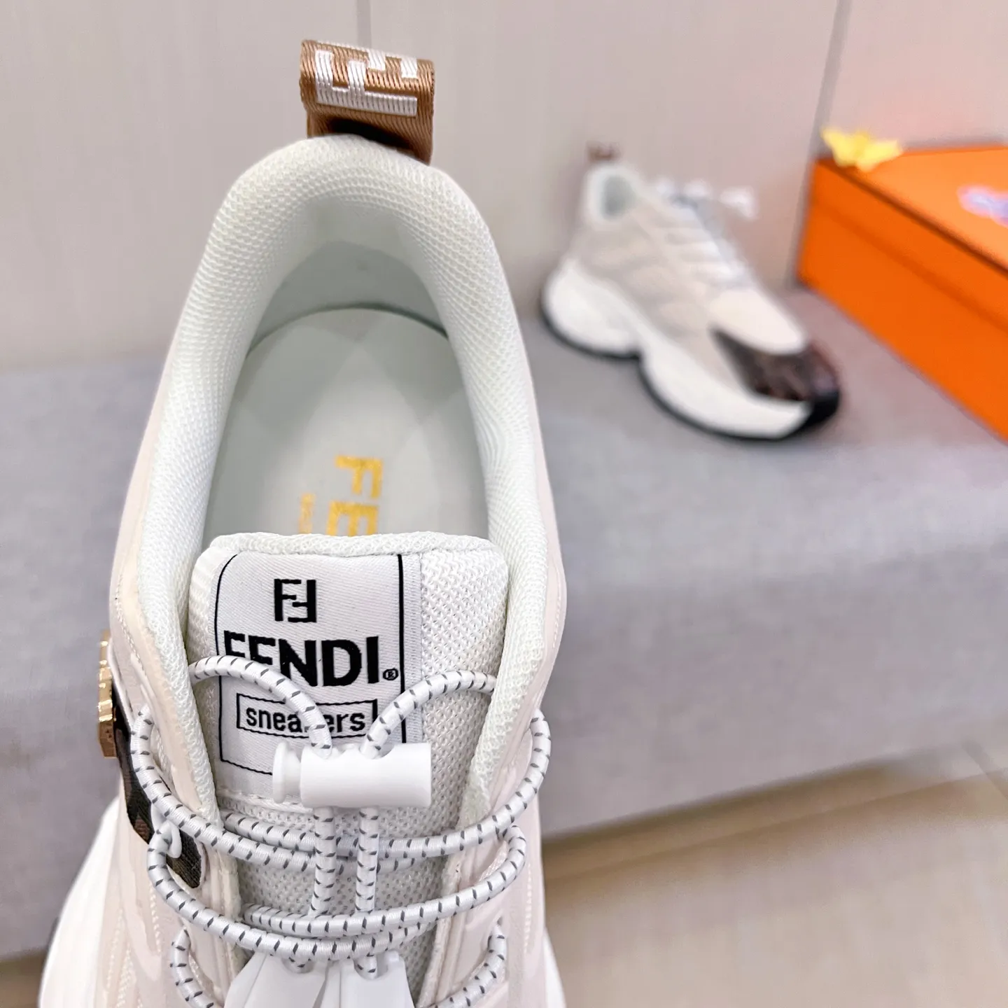 Men's shoes💰 460💰[LV]🔥Louis Vuitton, high-end men's shoes brand, official website 1:1 latest masterpiece: the upper is made of Italian imported first-layer cowhide with a comfortable and breathable lining➕original non-slip and wear-resistant outsole🔥, making walking more convenient and comfortable! An exclusive new model, a stunning work, a beautiful 1:1 replica [color] compared to the official quality! Create a fashionable personality to set off your uniqueness! A must-have for trendy men! Classic 🔥 Size: 38-44 Color: 🔥 2 colors available 🔥.